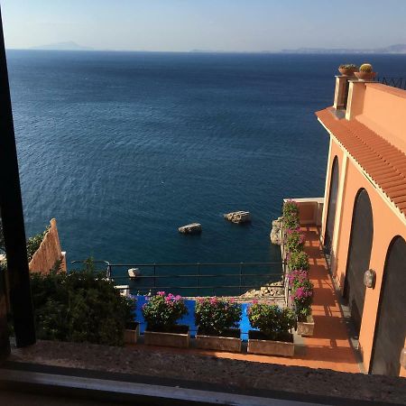 L'Angolino Di Lulu Vico Equense Bagian luar foto